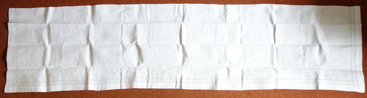 9252 Linen Altar Cloth